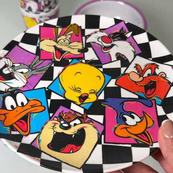 Vintage Looney Tunes 1994 Zak Designs Plates Bowls Cups Tweety Taz Daffy Bugs - Picture 14 of 16